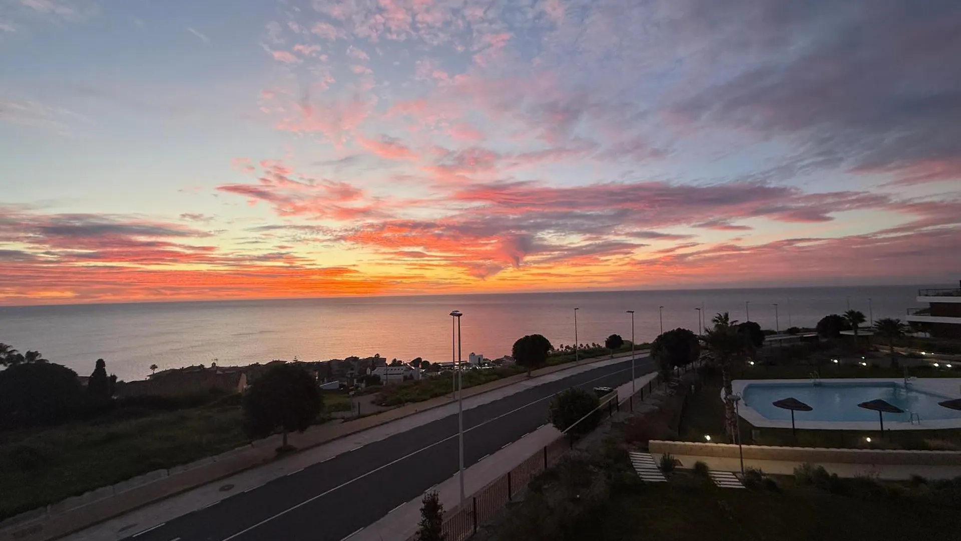 Apartament Penthouseseaviewcom - 360 Seaview Dream Penthouse - Estepona Casares Hiszpania